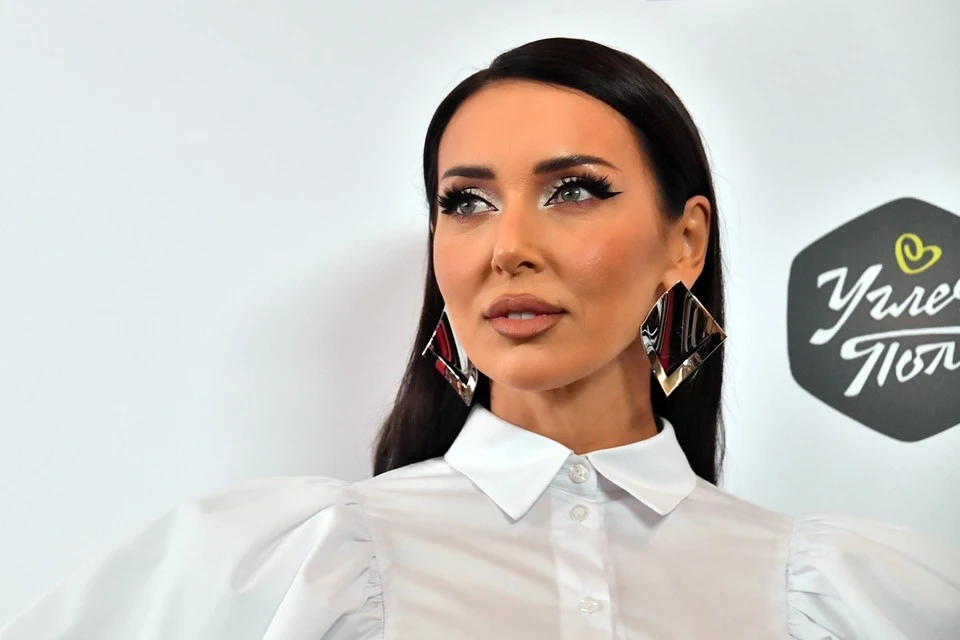 Алсу опубликовала цитату из Корана о лицемерах после интервью Решетовой
