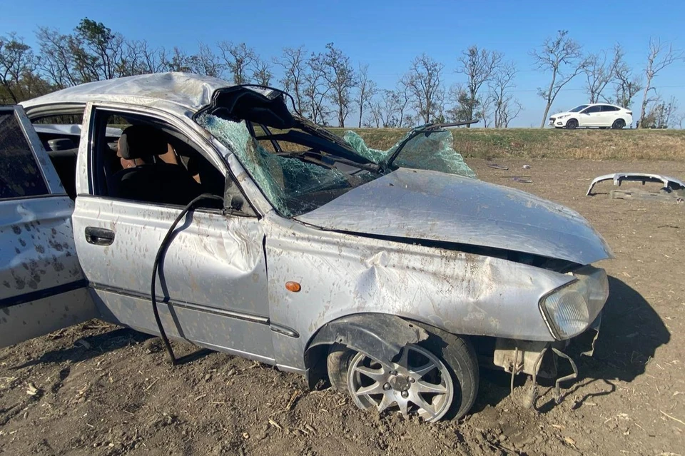 Автомобиль съехал с дороги и перевернулся Фото: пресс-служба УГИБДД ГУ МВД РФ по Краснодарскому краю