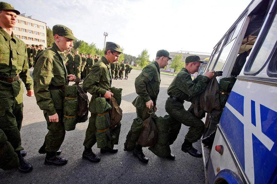 Минобороны: В ходе весеннего призыва войска РФ пополнили 150 тысяч человек