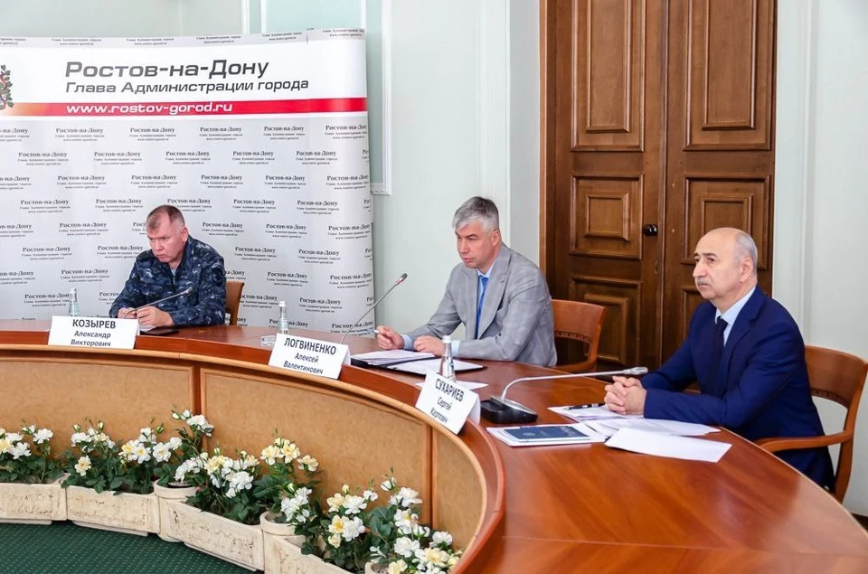 Планы на октябрь по обеспечению города теплом и озеленению улиц обсудили в администрации Ростова. Фото: пресс-служба администрации города