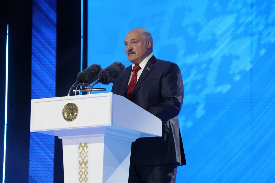 Лукашенко назвал возможную атаку на вертолет президента поводом для начала войны