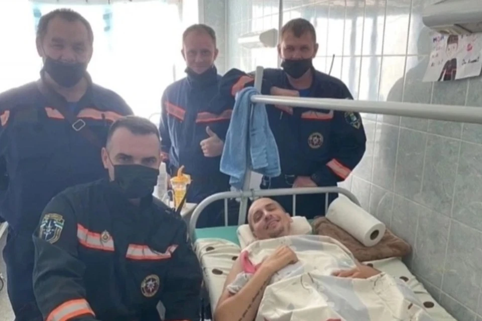 Мужчина более 10 лет работает спасателем. Фото: Предоставлены коллегами пострадавшего