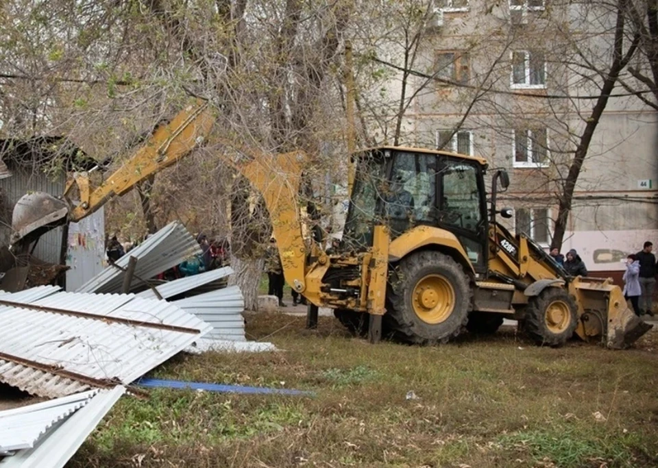 Горожане переживают, что дом создает угрозу безопасности.
