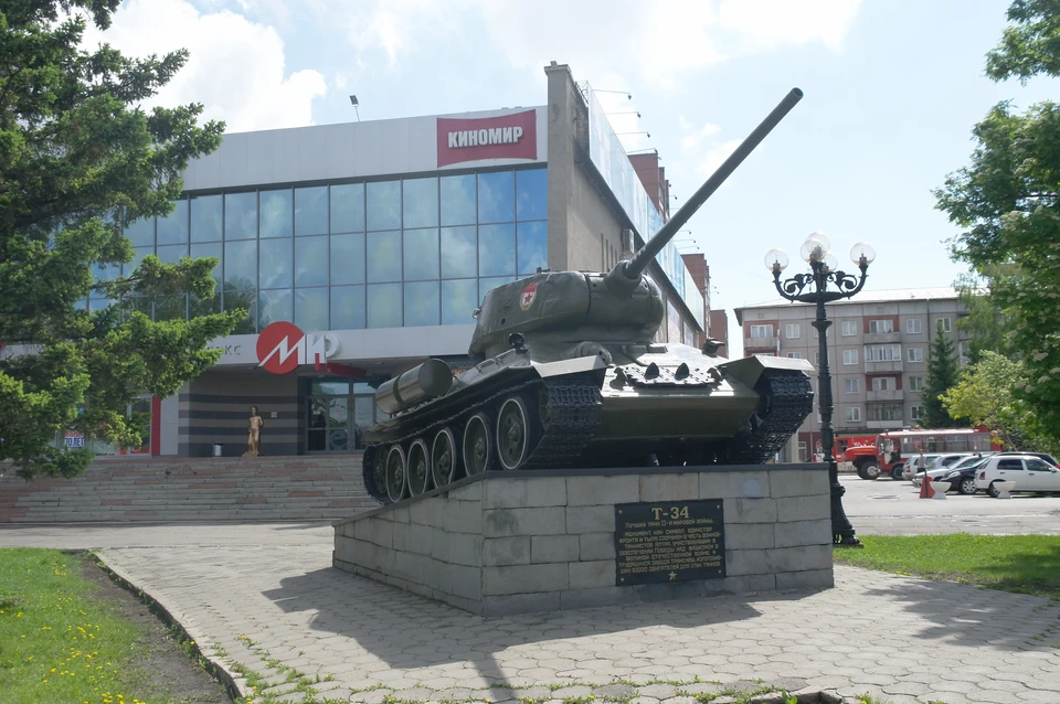 Ресторан находится в кинотеатре "Мир"