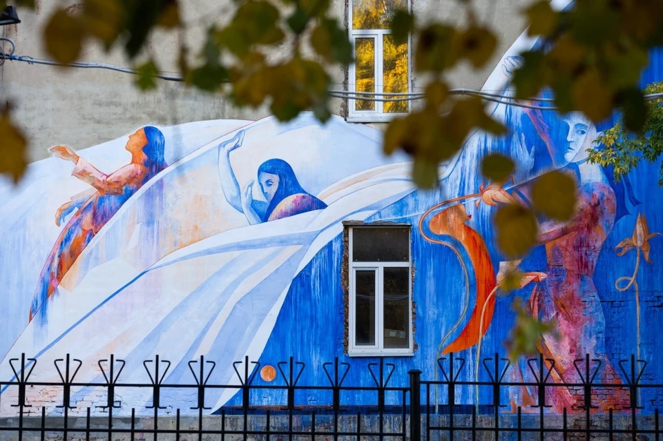 Мурал расположился по адресу – улица 8 Марта, 78Б. Фото: STENOGRAFFIA/Антон Улатов