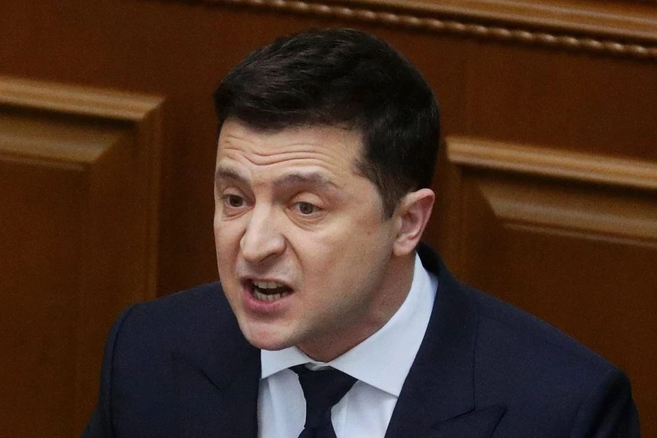 На Украине хотят законно отбирать землю у простых людей: киевский режим будет строить под себя