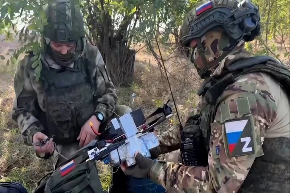 Дроны группировки войск "Днепр" прицельно уничтожают блиндажи ВСУ. Фото: министерство обороны России