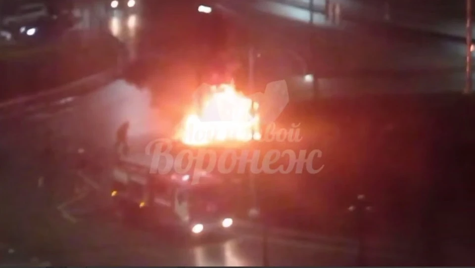 Жертвой ДТП в Воронеже стала 3-месячная девочка. Еще 6 человек пострадали - YouT