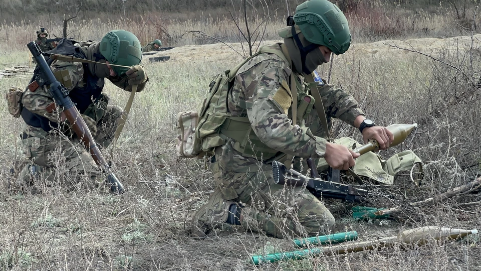 В боях вблизи населенного Очеретино ДНР группа Синеглазова скрыто перешла линию боевого соприкосновения