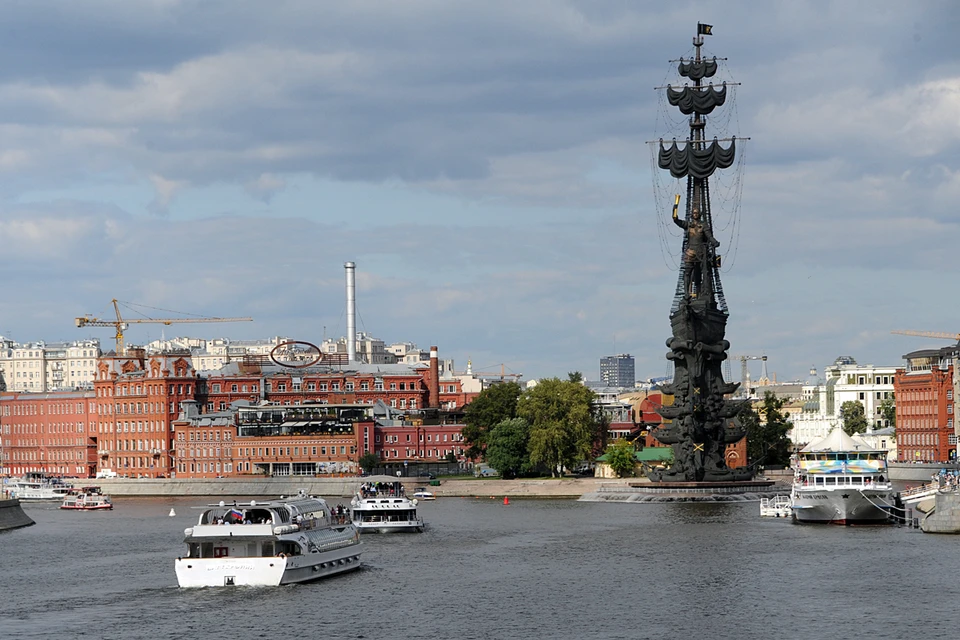 Такая композиция стала бы прекрасным приветствием для морских судов