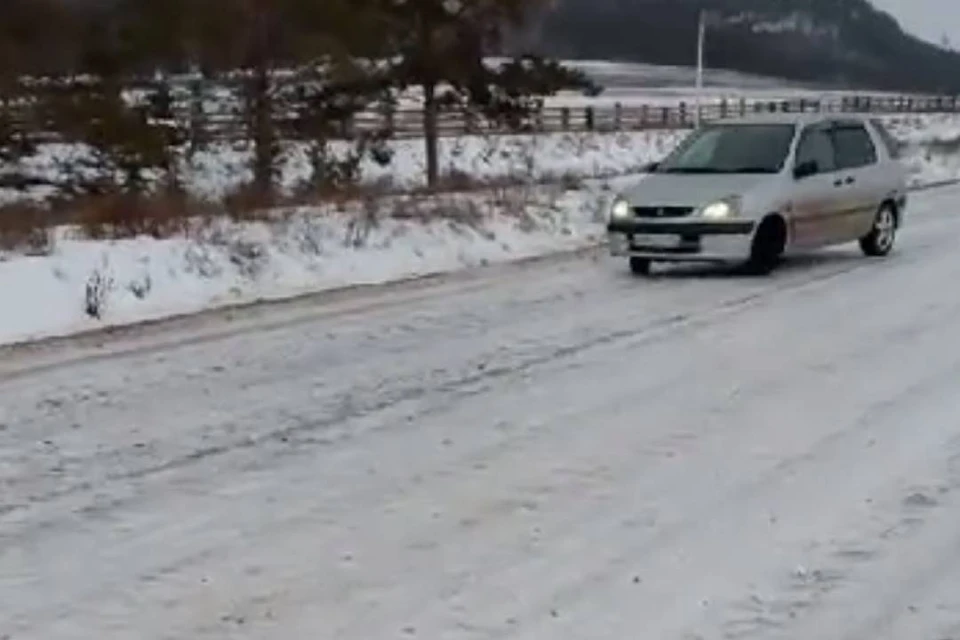 В Осинском районе ограничили движение для фур и автобусов.