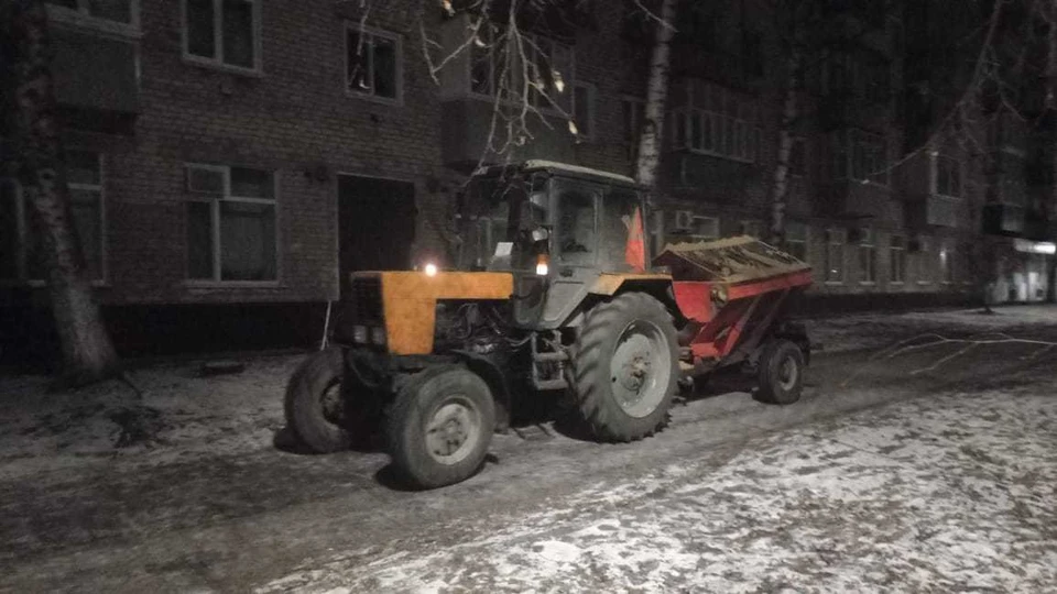 В Ульяновске в пик снегопада с полудня усилят уборку дорог от снега | ФОТО: администрация Ульяновска