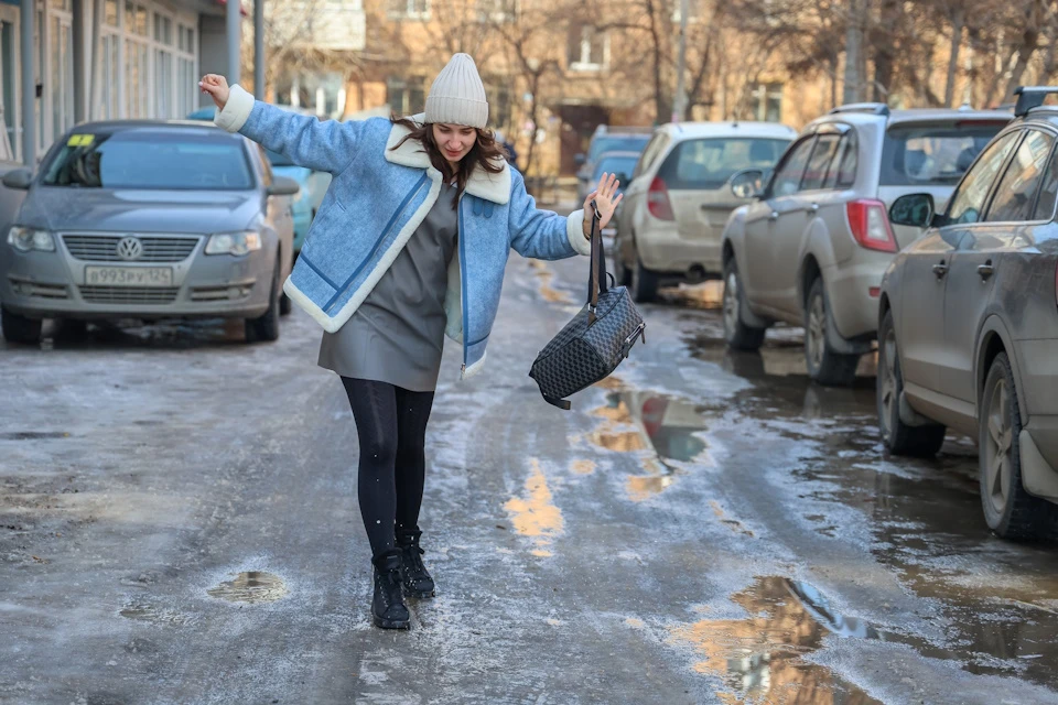 В столичном регионе до понедельника сохранится гололедица