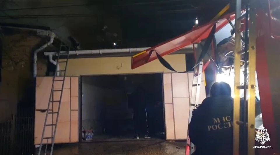 Возгорание газовой трубы произошло в частном доме в Симферополе. Фото: t.me/crimea_mchs
