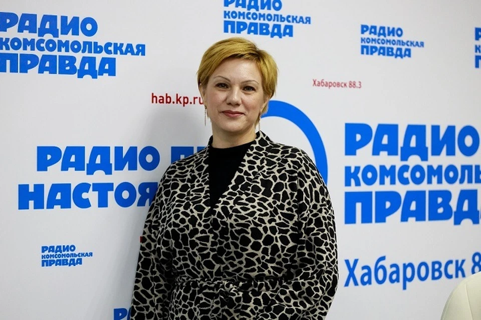 Ольга Мазурина - врач-офтальмолог высшей квалификационной категории, заведующий отделением очковой и контактной коррекции зрения Хабаровского филиала ФГАУ «НМИЦ «МНТК «Микрохирургия глаза» им. акад. С. Н. Фёдорова»