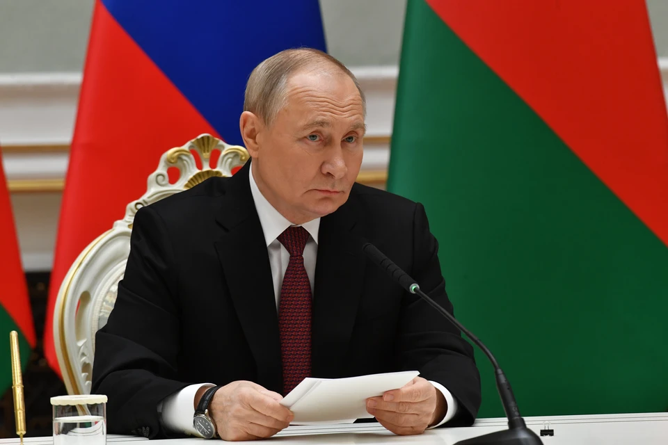 Нижегородцы спросили Путина про портрет в кабинете.