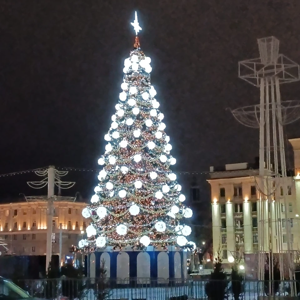 Главные новогодние мероприятия, как всегда, пройдут на площади Ленина.