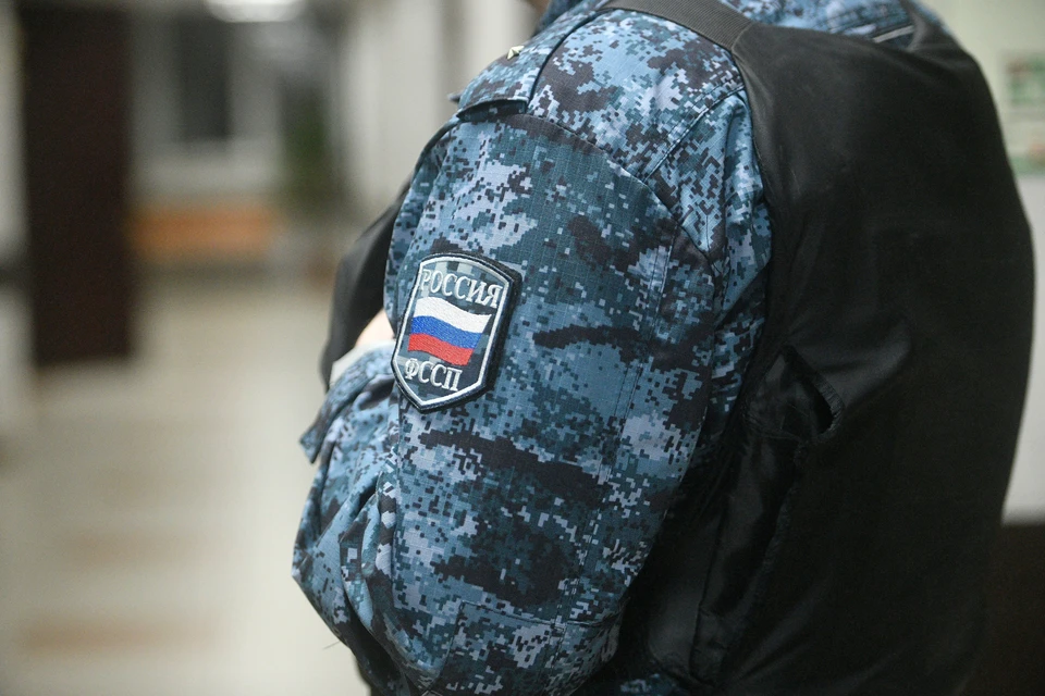 Решение суда о демонтаже перегородки было исполнено только после вручения жильцам дома соответствующего требования
