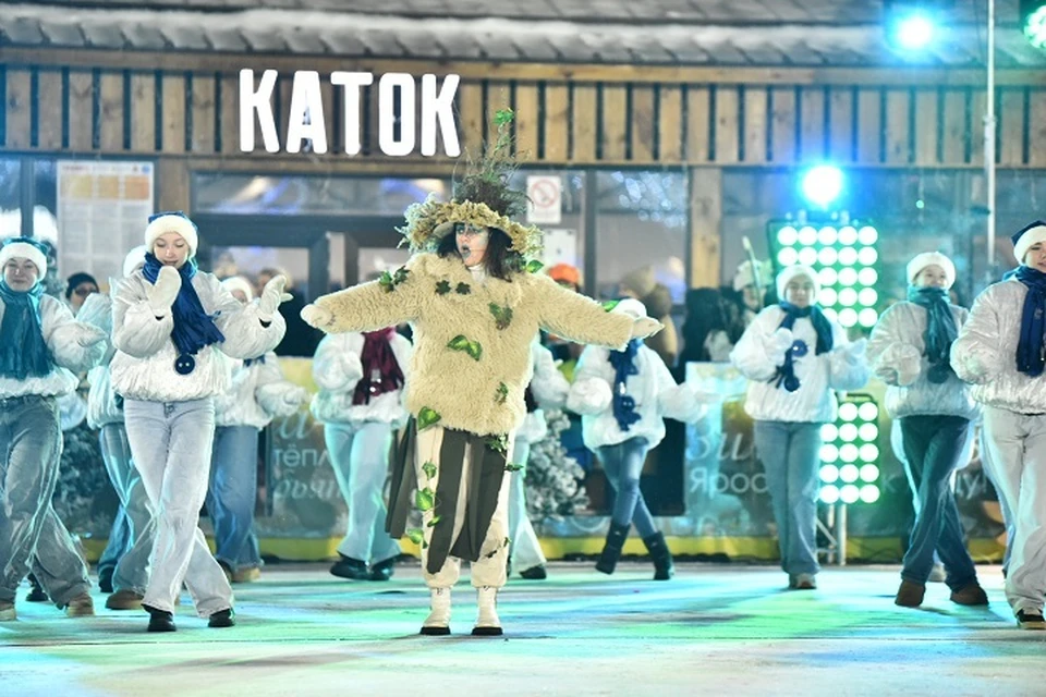 В Ярославле начал работать каток.