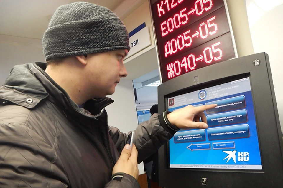 Уральцам подробно объяснили, на что тратят транспортный налог