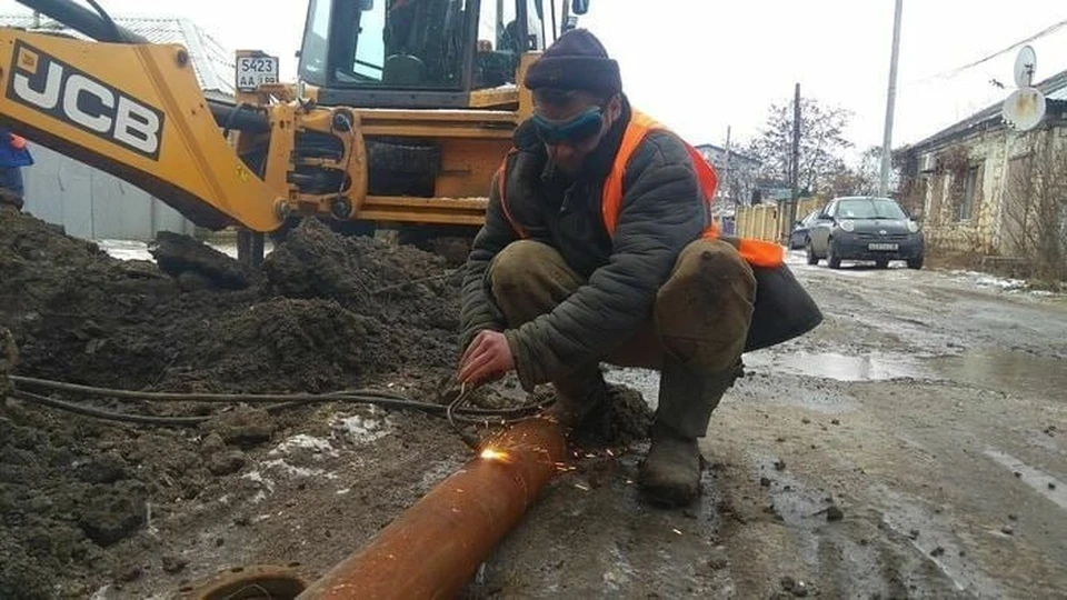 В работе было задействовано 30 аварийных бригад. ФОТО: правительство лнр