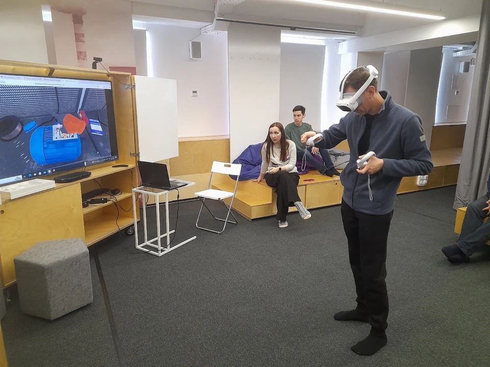 В обучении используют VR-технологии. Фото - тг-канал СевГУ