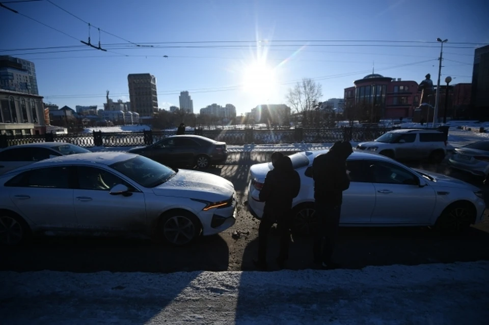 С начала зимы в Перми произошло 12 ДТП из-за некачественной уборки снега