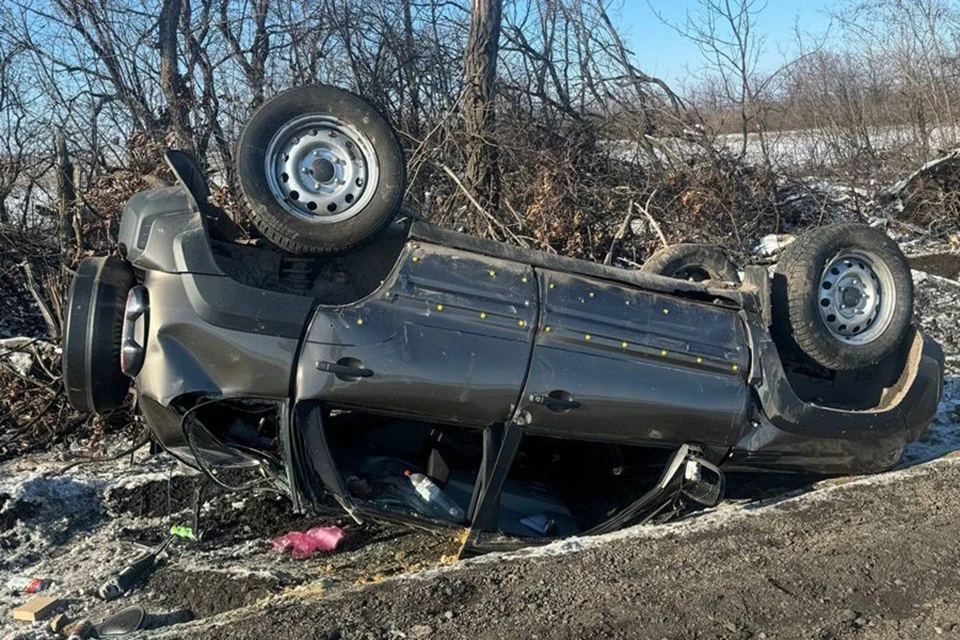 На автодороге вблизи Старобешево ДНР произошло смертельное ДТП. Фото: МВД по ДНР