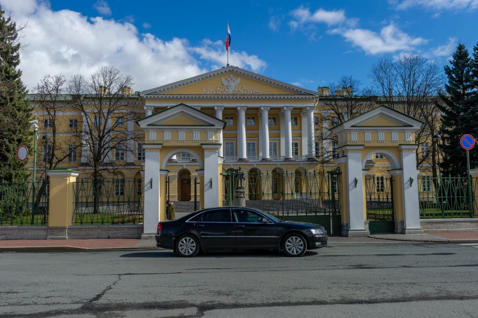 Петербург назвали лидером экономического развития в России.