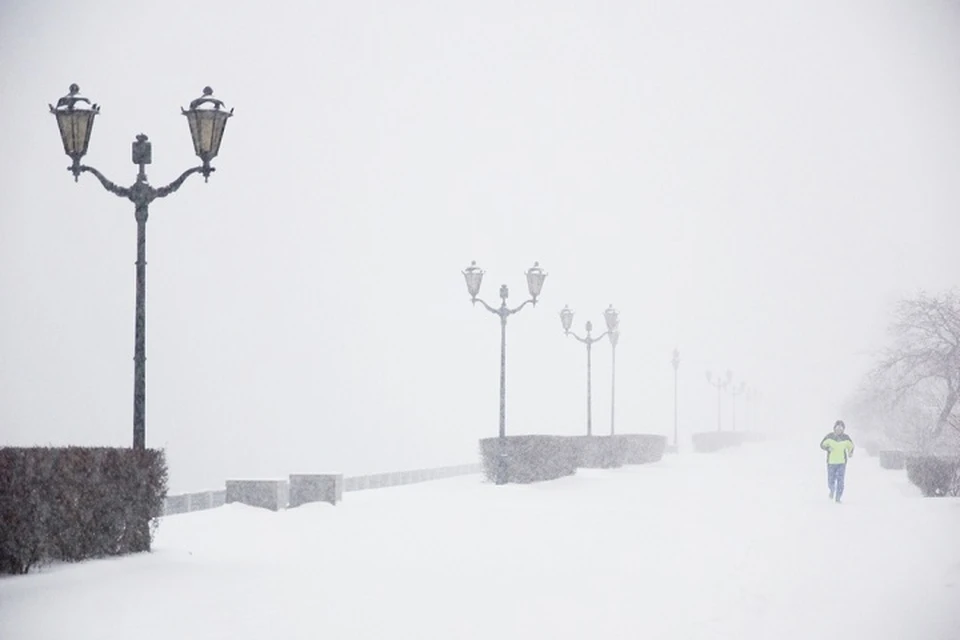 Самарцев ждут снежные и ветреные выходные.