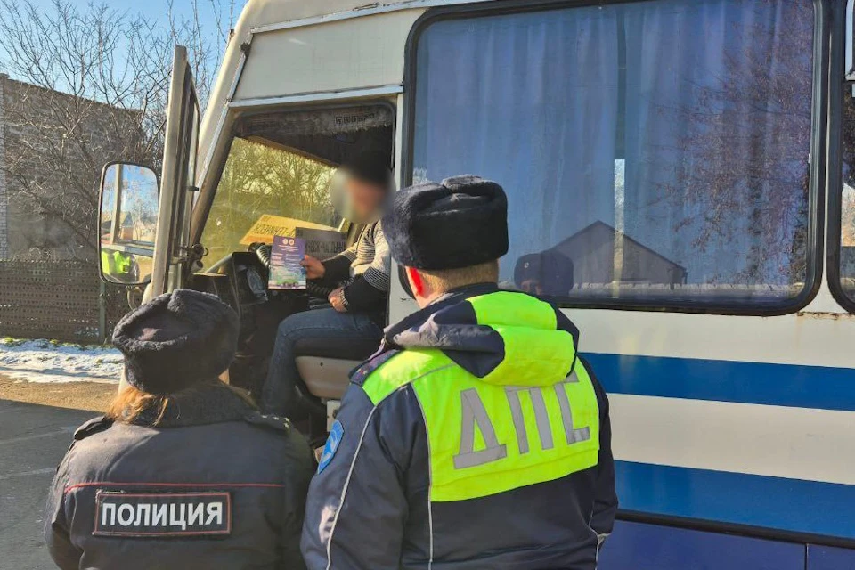 В Геническом округе в ходе рейда «Автобус» оштрафовали 11 водителей Фото: ГУ МВД России по Херсонской области