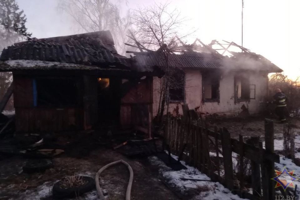 МЧС сообщило про пожар в доме в Бешенковичском районе, где погибли отец с сыном-инвалидом. Фото: vitebsk.mchs.gov.by