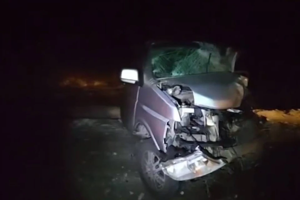 Один погиб, девять пострадали в ДТП с микроавтобусом под Иркутском.