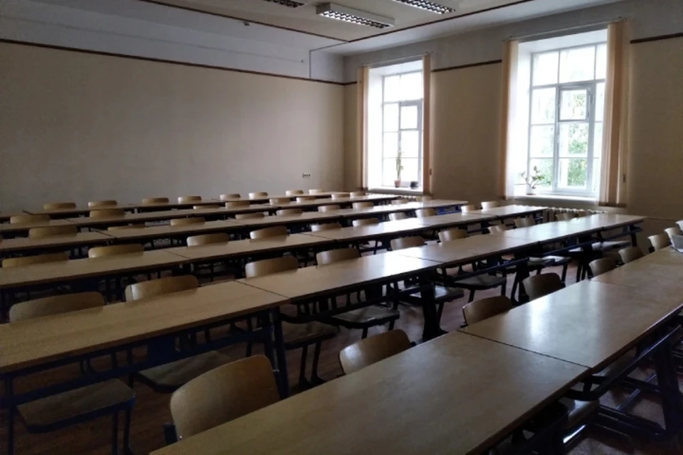 При этом два учреждения получат и новые названия.