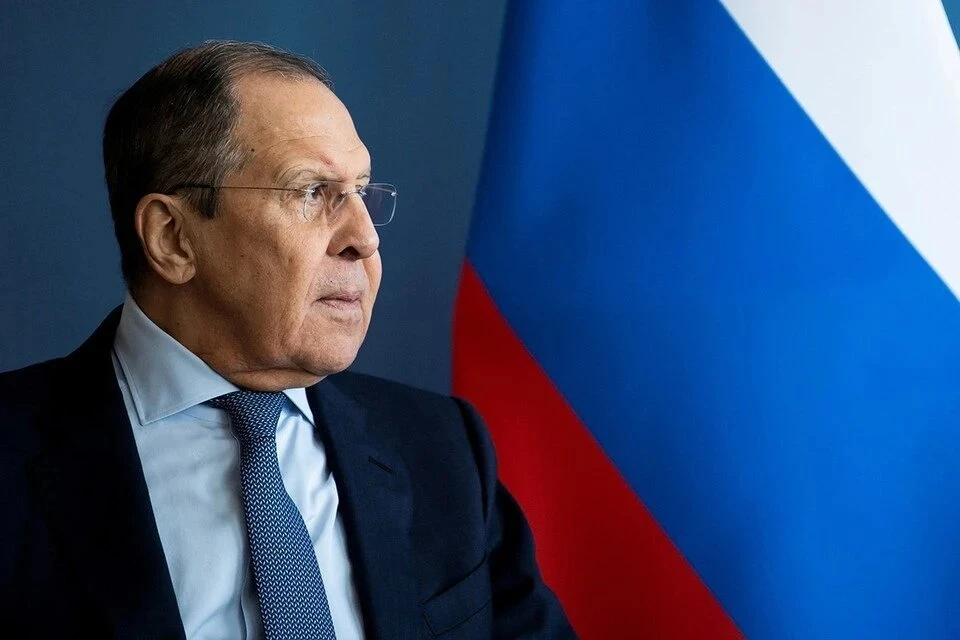 Глава МИД РФ Лавров сравнил высказывания Макрона со словами Наполеона и Гитлера