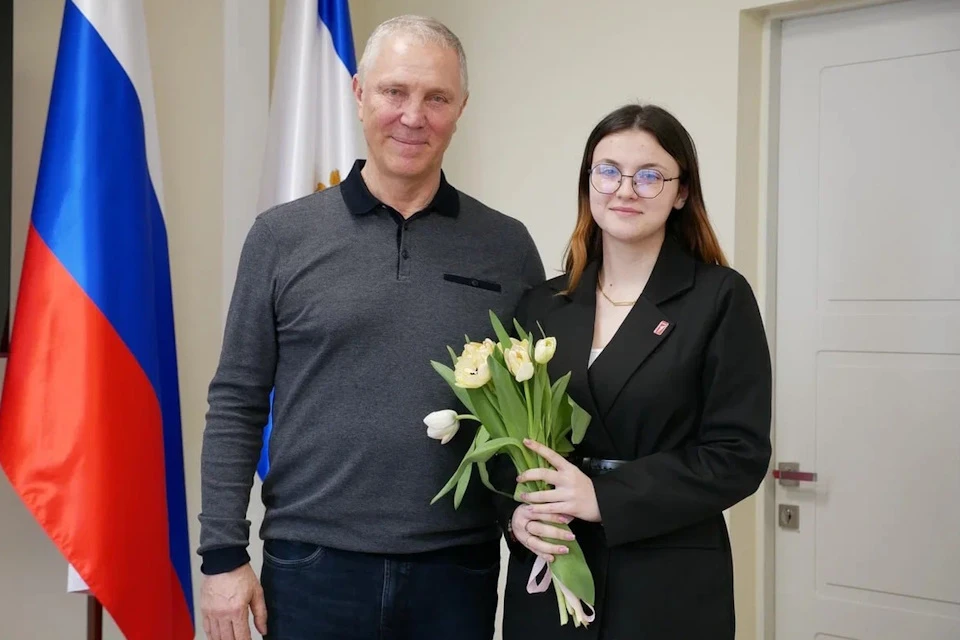 В Геническе поздравили с 8 марта активисток общественных организаций Фото: минмол