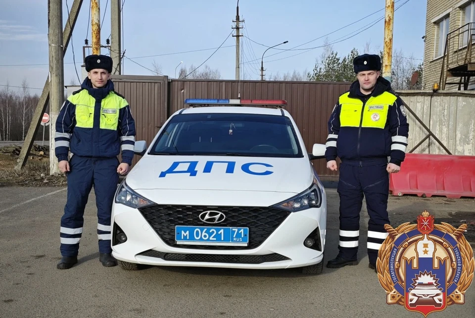 Тульские госавтоинспекторы пришли на выручку начавшей рожать женщине