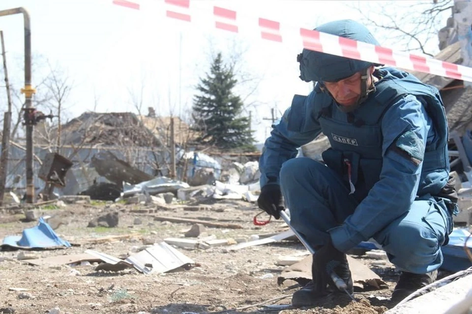 В ДНР саперы МЧС за сутки уничтожили более 30 взрывоопасных предметов. Фото (архив): МЧС России по ДНР