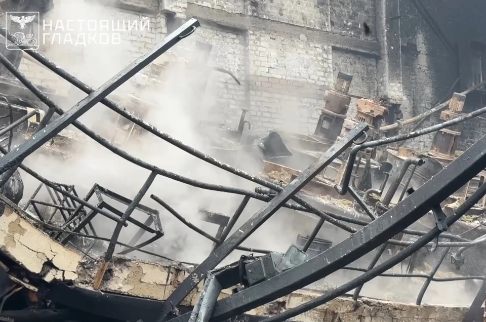 В белгородском Шебекино после атак ВСУ горели склады на двух предприятиях 11 марта