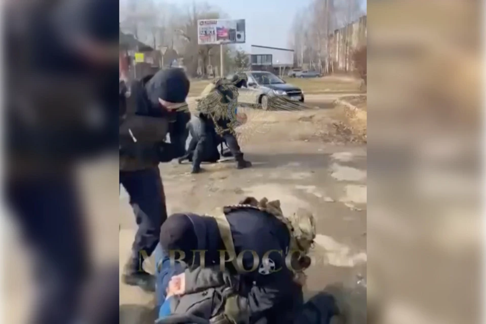Кадр из видео задержания подозреваемого: МВД Тверской области.