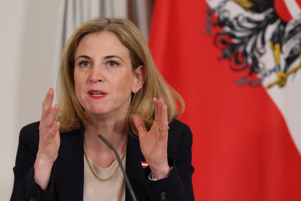 По словам министра Австрии, Вена может стать площадкой для переговоров делегаций из России и Украины