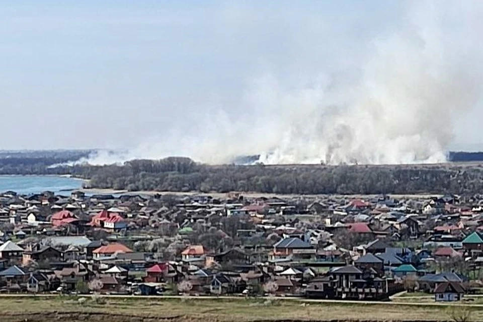 Дым над Краснодаром появился из-за сжигания рисовой соломы Фото: t.me/eddskrd23