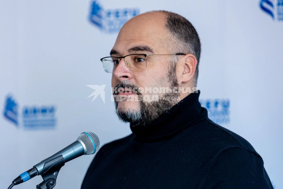 По словам главы администрации, построить парковку в планах было уже давно.