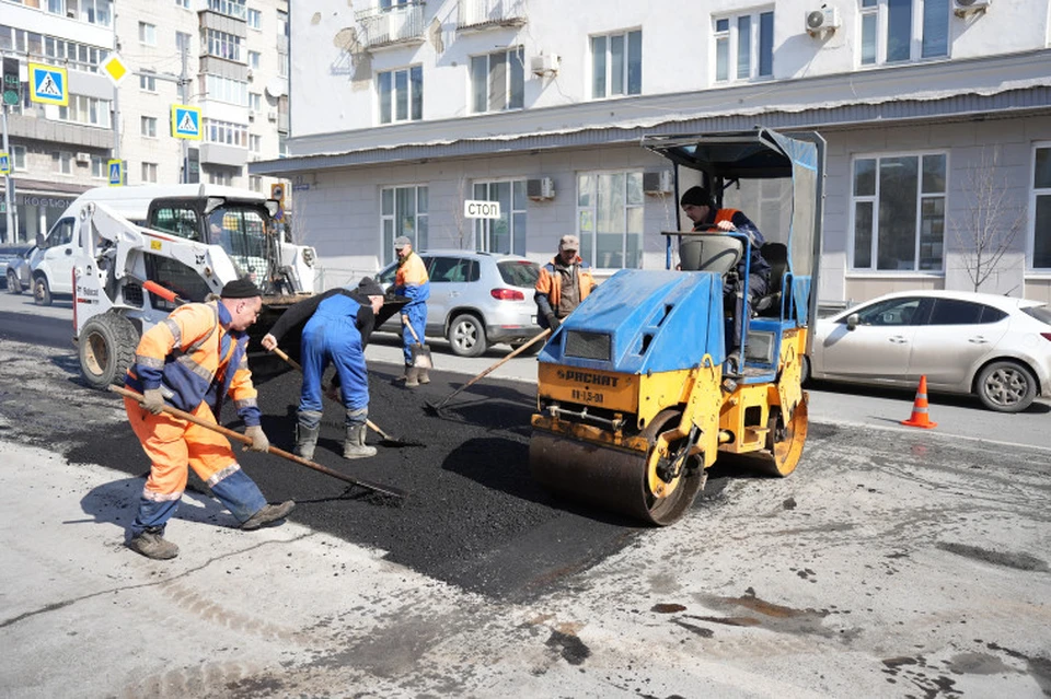 В Ульяновске отремонтировали 1100 квадратных метров дорог за сутки. Фото администрация Ульяновска