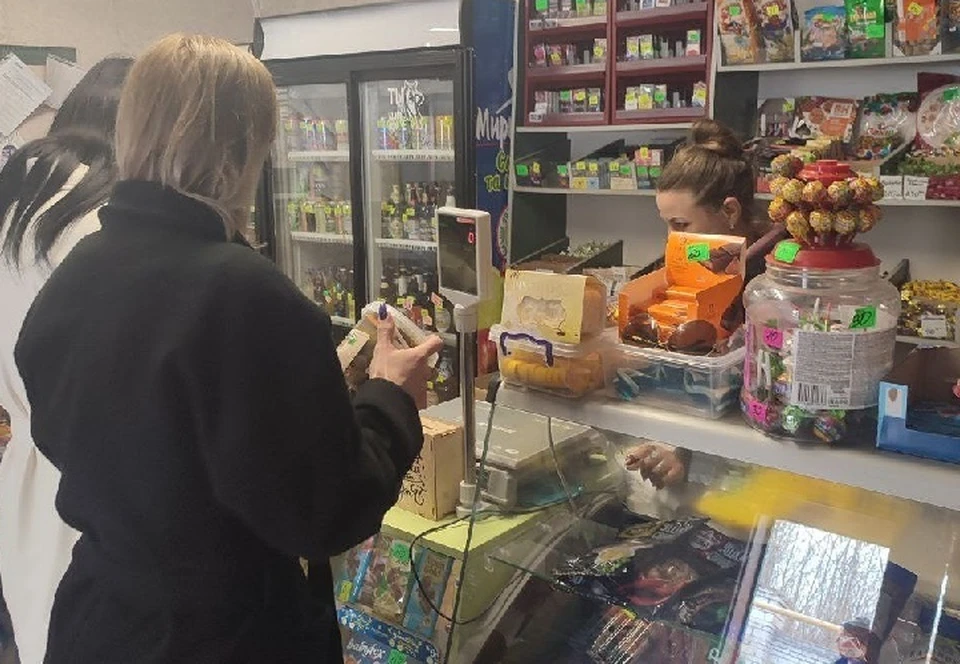 В Токмакском округе проверили цены на социально значимые товары. ФОТО: администрация Токмакского округа