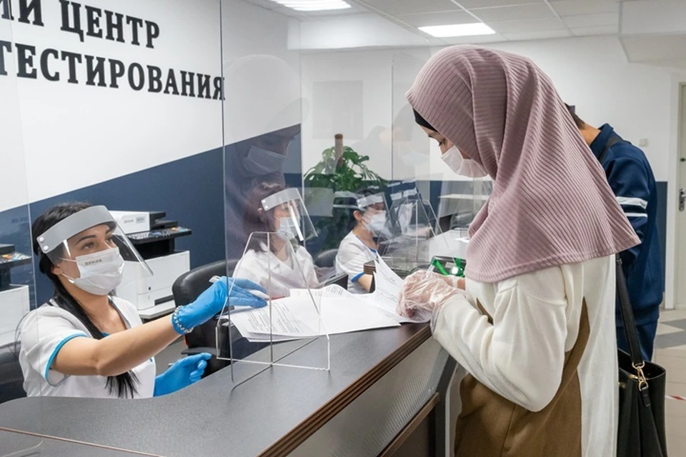 Преступная группа готовила фиктивные трудовые договоры