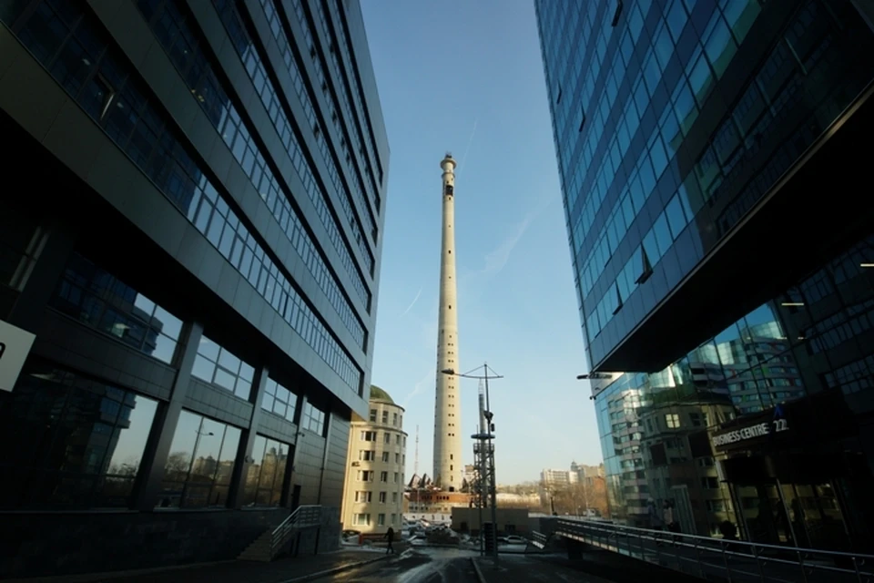 Житель Екатеринбурга получил патент на 145-метровый небоскреб «Елки мира».
