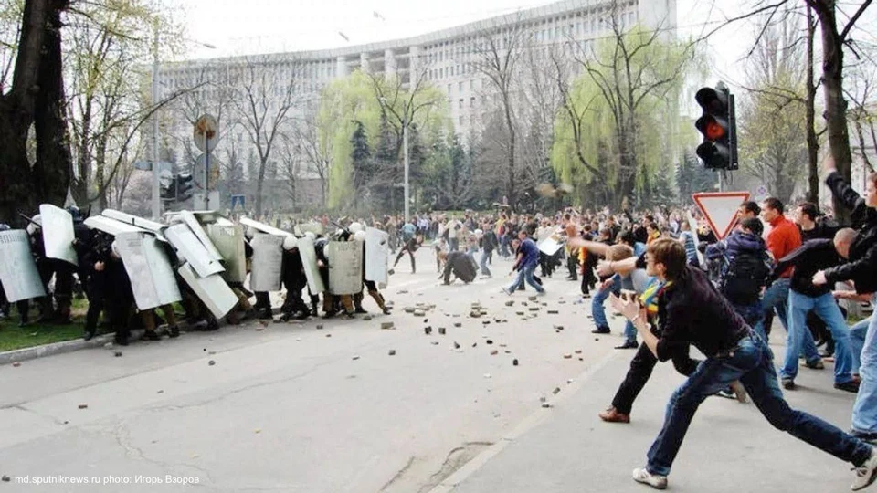 7 апреля 2009 года — день, который привел предателей к власти.