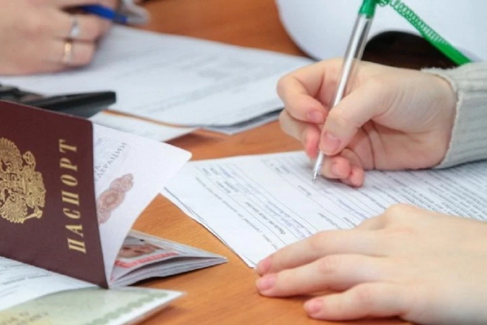 С помощью договора супруги могут изменить предусмотренный Семейным кодексом РФ режим совместной собственности, установив раздельное владение. Фото: Минтруда ДНР