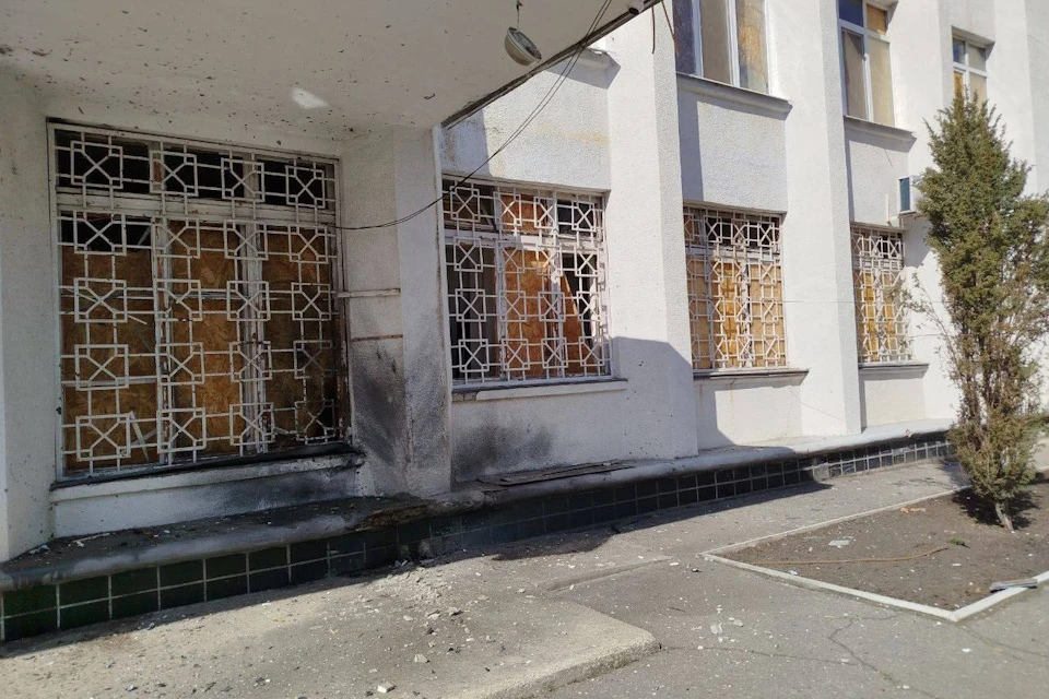 ВСУ атаковали здание администрации Фото: ТГ-канал Виталия Гура